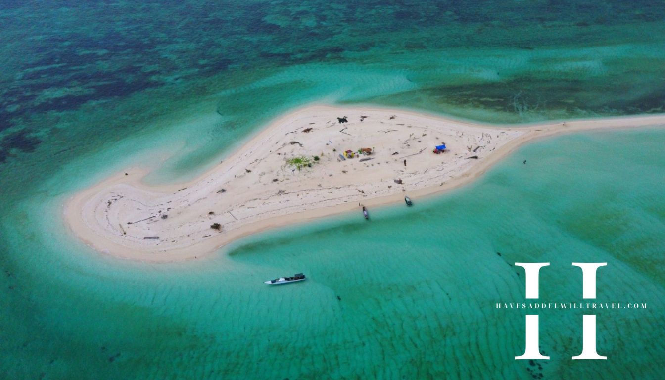 havesaddelwilltravel.com - Gusung Sanggalau Berau Pulau Pasir Ajaib yang Muncul Saat Surut