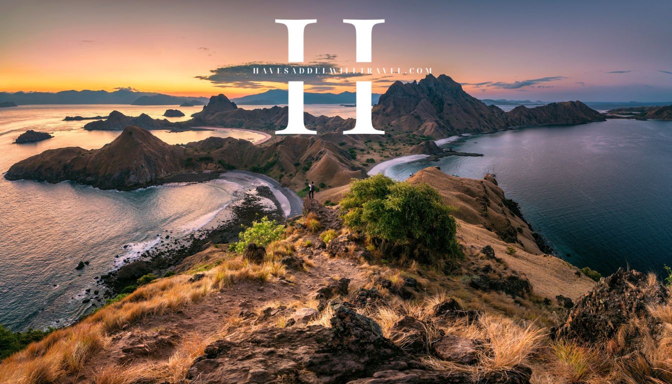 havesaddelwilltravel.com - Pulau Padar Surga Alam dengan Panorama Tiga Teluk Mempesona